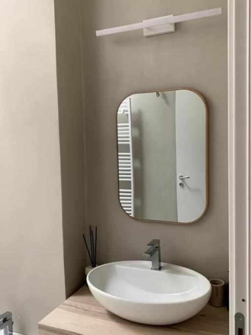 Waterfront Balcony I Grani 4 Resort Style Suite Livorno Bagian luar foto