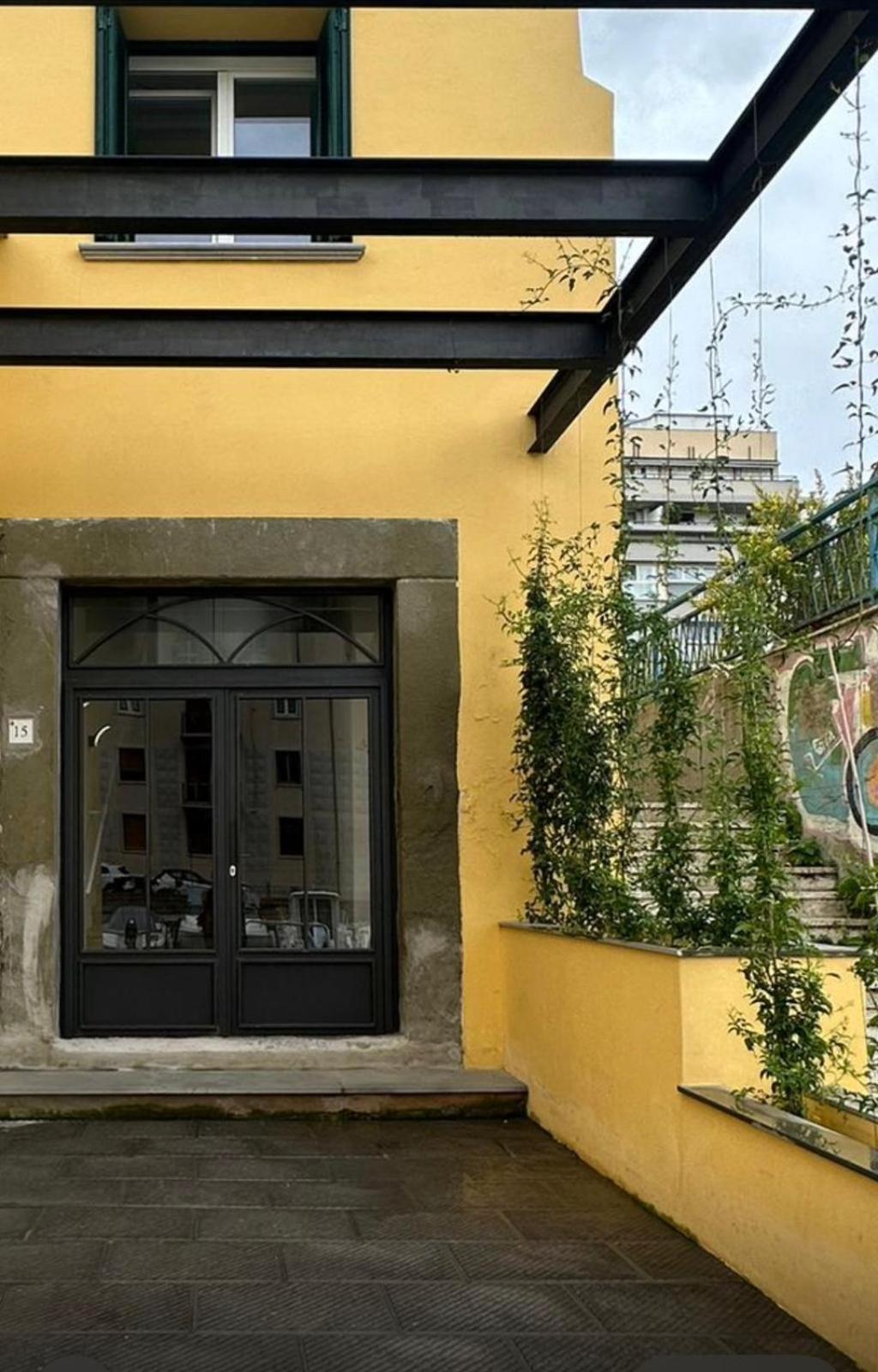 Waterfront Balcony I Grani 4 Resort Style Suite Livorno Bagian luar foto